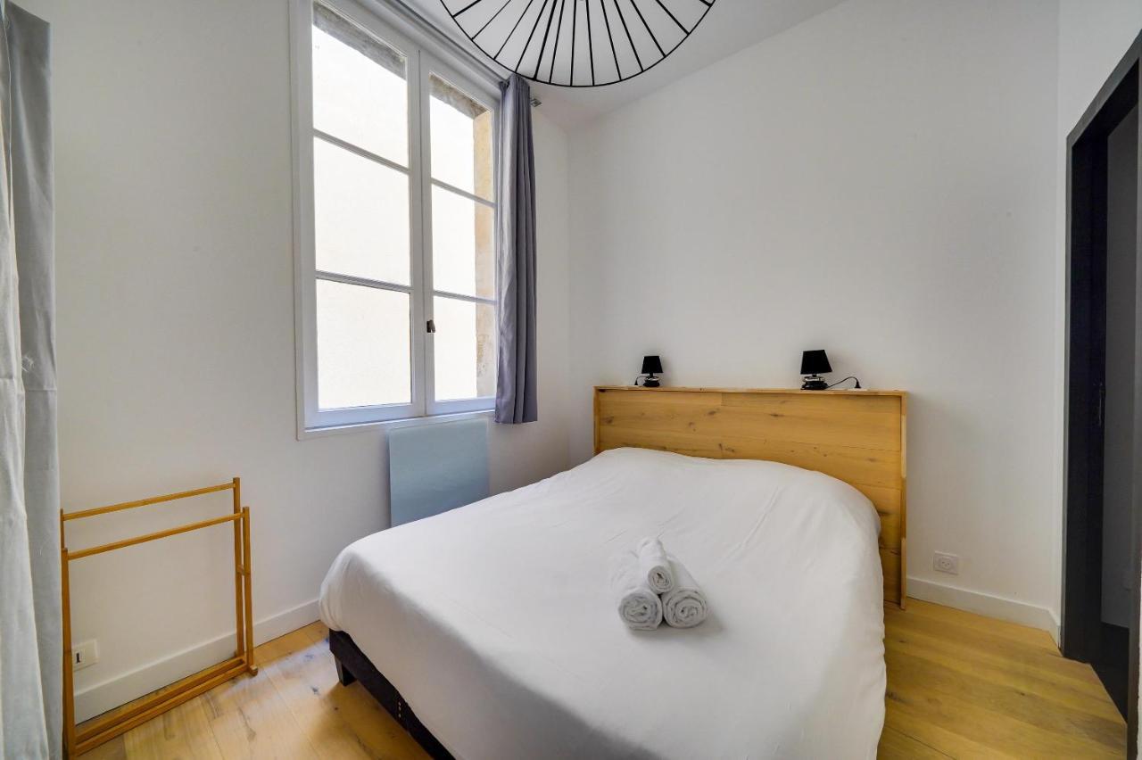 Nice Apartment For 2 In Historical Center Бордо Экстерьер фото